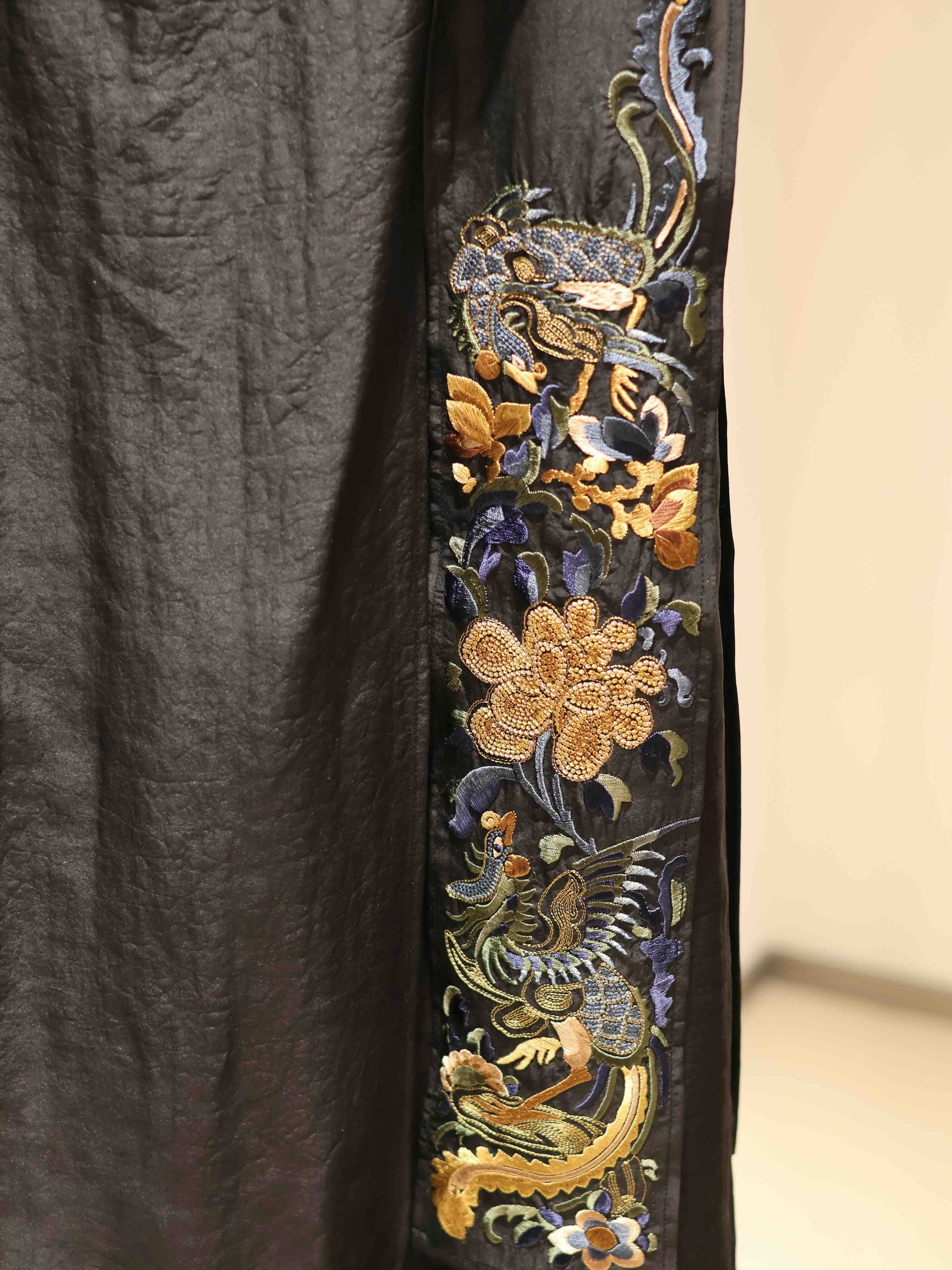 Exclusive Designer Collection, Floral Embroidery, Xiangyunsha Silk Pants