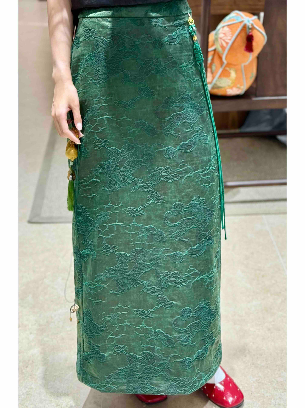 Xiangyunsha Silk Skirt