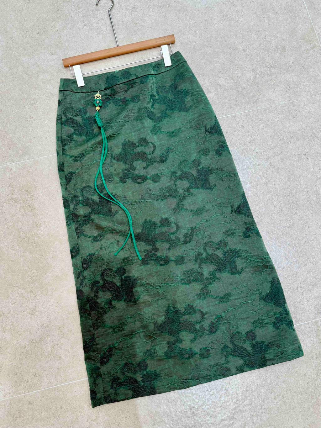 Xiangyunsha Silk Skirt